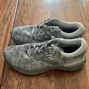 Mens Brooks Adrenaline 19 Shoes